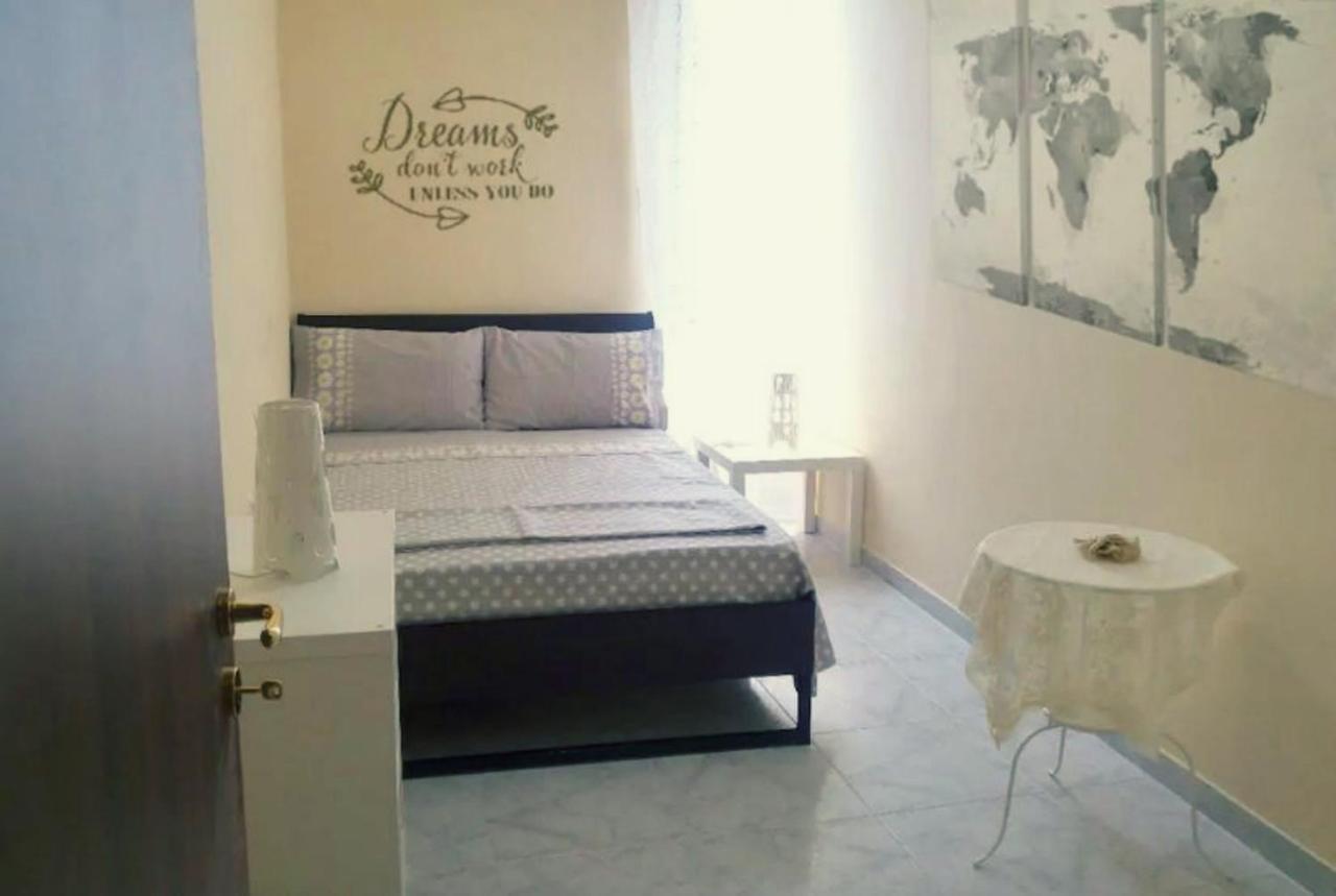 Bed and Breakfast Casa Di Pupa Napoli Esterno foto